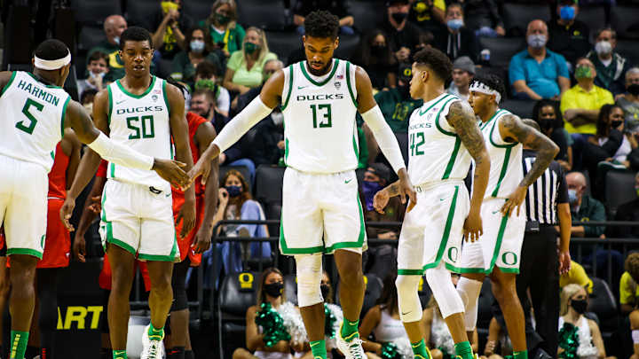 Oregon Ranks No. 2 in SI Week 2 Pac-12 Men's Basketball Power Rankings Oregon Ranks No. 2 in SI Week 2 Pac-12 Men's Basketball Power Rankings