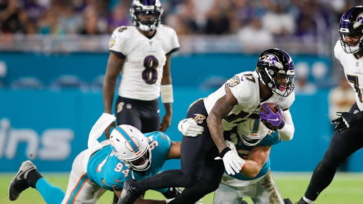 Dolphins Overtake Ravens for Final AFC Playoff Spot