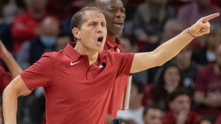 Musselman: Hogs Have to Defend 3's Better Than JV Team