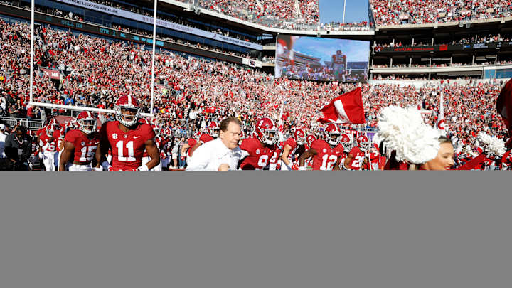 Recruiting Corner: With Early Signing Day Around the Corner, Alabama Holding Firm Atop SI All-American Rankings