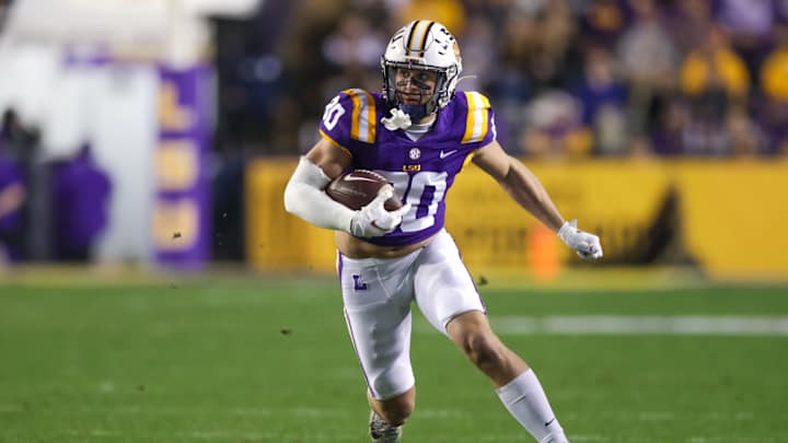 An Early Look at LSU Football's Matchup With Kansas State