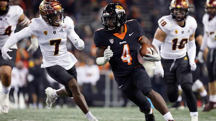 Oregon Preparing to Face Pac-12's Top Rushing Attack Headlined