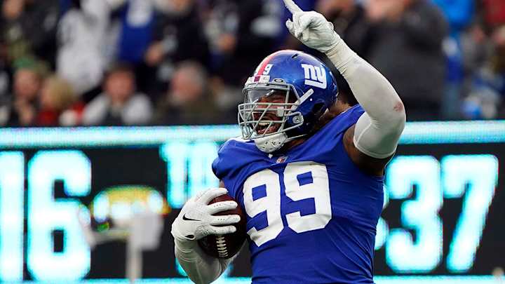 Start ‘Em, Sit ‘Em Kickers and Team Defenses Fantasy Football Week 10 Start ‘Em, Sit ‘Em Kickers and Team Defenses Fantasy Football Week 10