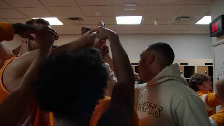 Watch: Vols Celebrate Win over No.18 North Carolina