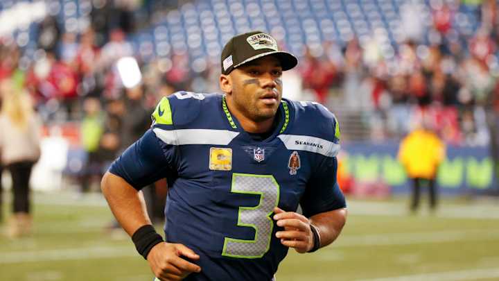 Analysis: Seahawks Should Consider Shutting Down Russell Wilson For Rest of Season