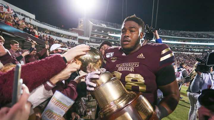 What Are the Odds?: Bulldogs Slightly Favored in Matchup With Rebels