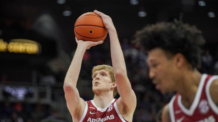 How to Watch-Listen as Razorbacks Chase 'Hall of Fame' Championship