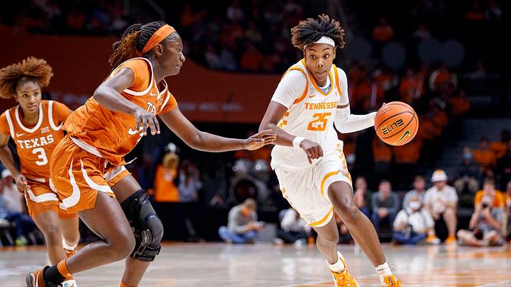 Lady Vols Rocket Up Five Spots in Latest AP Poll