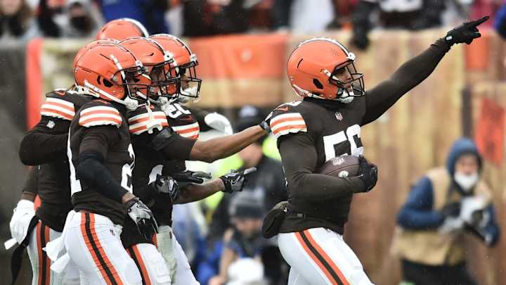 Malcolm Smith on Fans in Stands: A Little Critical at Times, But Support and Love is There