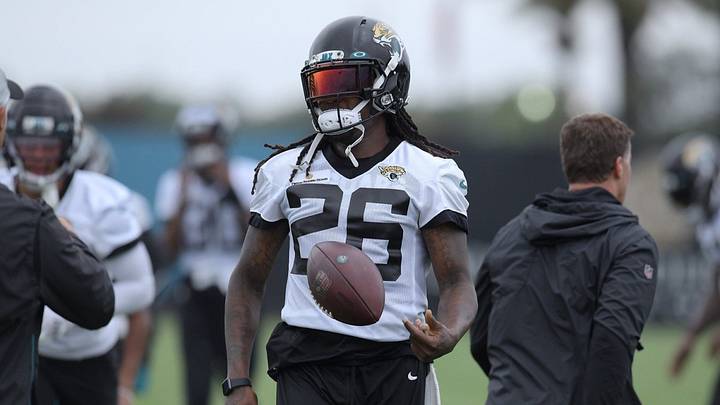 Jaguars vs. Falcons: Griffin Misses Wednesday’s Practice, Robinson Is Limited