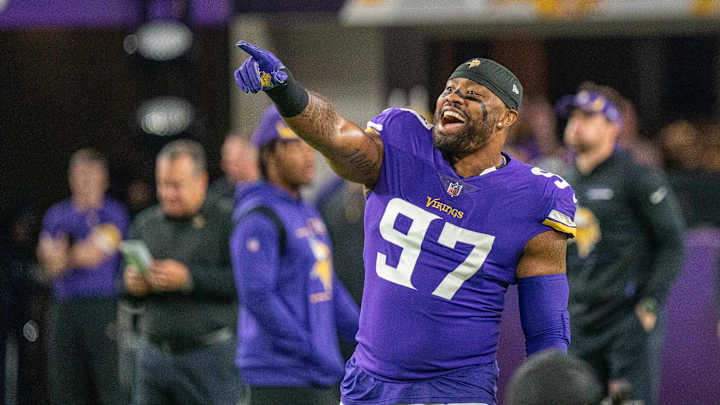 Twitter Supports Vikings Everson Griffen Following Home Incident
