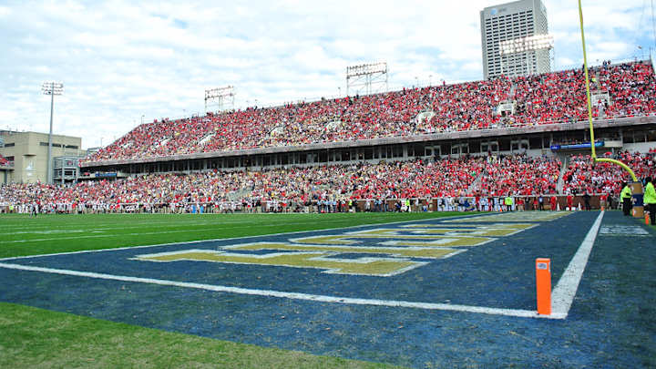 LIVE Updates: Georgia @ Georgia Tech