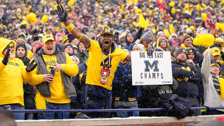 Michigan Police Troll Ohio State Fans After Wolverines' Upset Win Michigan Police Troll Ohio State Fans After Wolverines' Upset Win