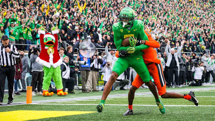 HALFTIME THOUGHTS: Oregon Leads Oregon State 24-3