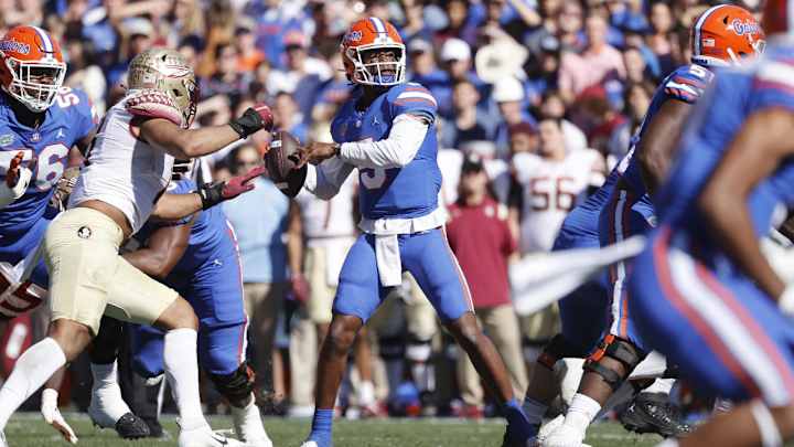 Florida Tied 7-7 at Halftime With Florida State, Jones Picked Off 3 Times Florida Tied 7-7 at Halftime With Florida State, Jones Picked Off 3 Times