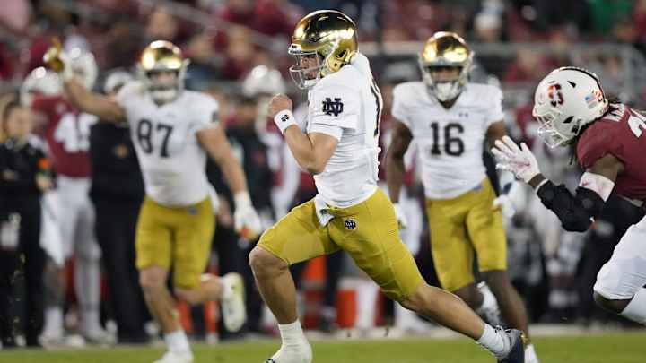 Notre Dame Still Working On Figuring Out The Gator Bowl Quarterback Situation Notre Dame Still Working On Figuring Out The Gator Bowl Quarterback Situation