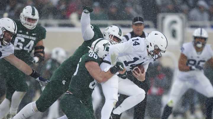 Michigan State stands pat in Coaches Poll