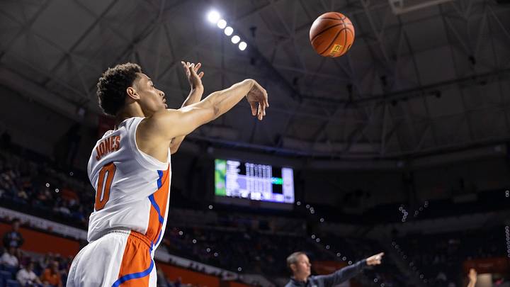 Florida Gators Rout Troy 84-45; Continue Reign of Defensive Terror Florida Gators Rout Troy 84-45; Continue Reign of Defensive Terror