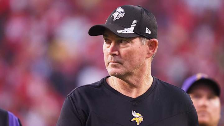 Mike Zimmer Calls Out Officiating After Several Iffy Calls in Vikings' Loss to 49ers Mike Zimmer Calls Out Officiating After Several Iffy Calls in Vikings' Loss to 49ers