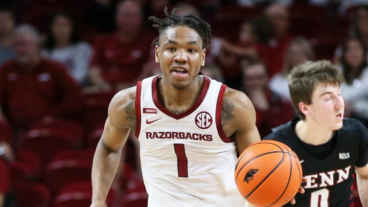 Notae, Umude lead Razorbacks to comfortable win over Penn