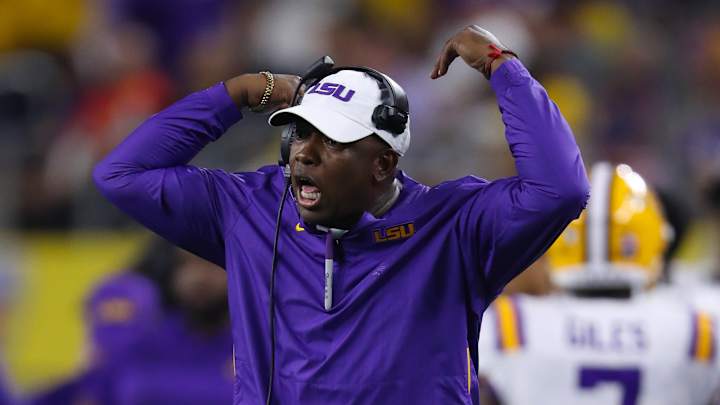 Nebraska Hires LSU Receivers Coach Mickey Joseph