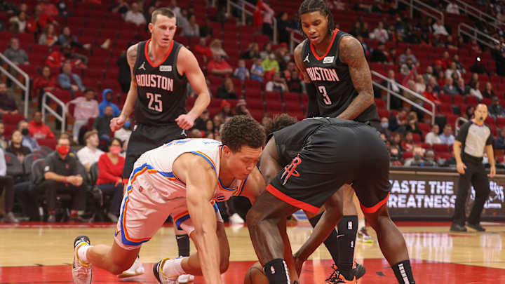 Thunder Gameday: Oklahoma City Looks to Bounce Back Against Rockets Thunder Gameday: Oklahoma City Looks to Bounce Back Against Rockets