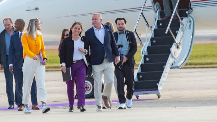 'Kelly Was Willing to Dance': Inside College Football's Wild Carousel Moves