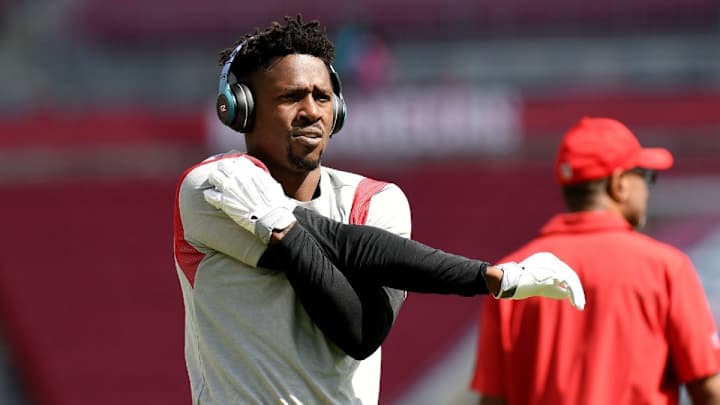 NFL Suspends Buccaneers' Antonio Brown, Mike Edwards for 3 Games
