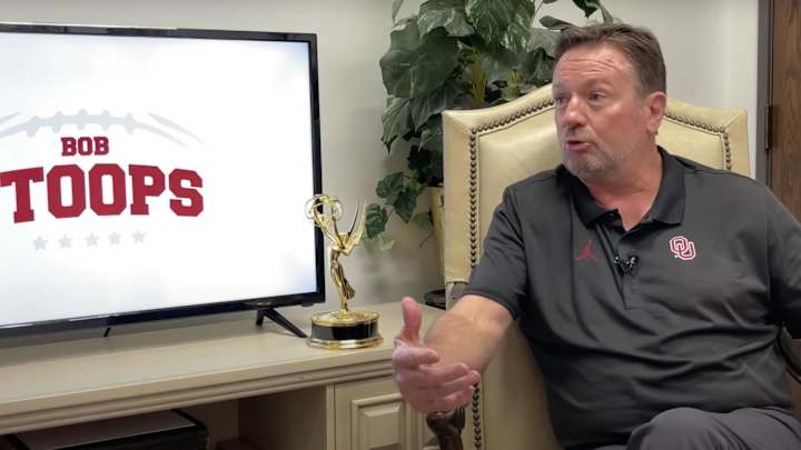 Bob Stoops Offers Possible Timetable on Oklahoma Coaching Search Bob Stoops Offers Possible Timetable on Oklahoma Coaching Search