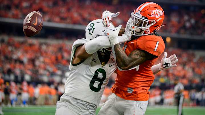 Baylor Wins Big 12 Title Game 21-16, Opening Playoff Door for UC