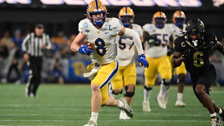 Wake Forest Coach: NCAA Should Review Rules on Fake Slides After Pickett TD