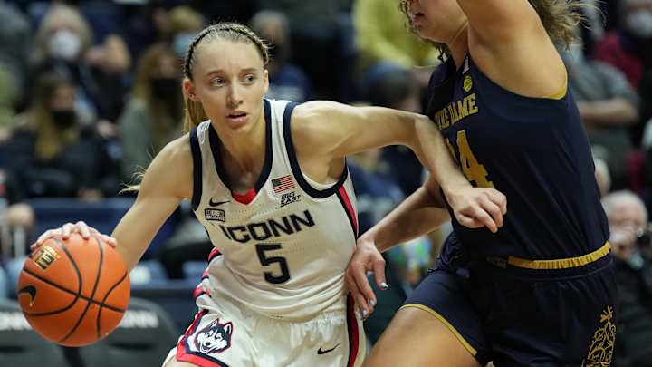UConn's Paige Bueckers Helped Off Court Toward End of Huskies' Win vs. Notre Dame
