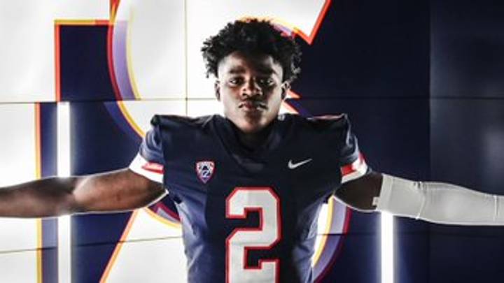 DeBoer-led Huskies Offer Dallas Cornerback