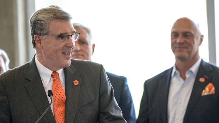 Clemson AD to Leave for Miami