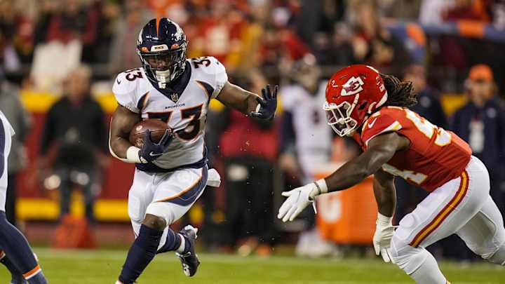Broncos Rookie RB Javonte Williams Makes History in First Career Start Broncos Rookie RB Javonte Williams Makes History in First Career Start