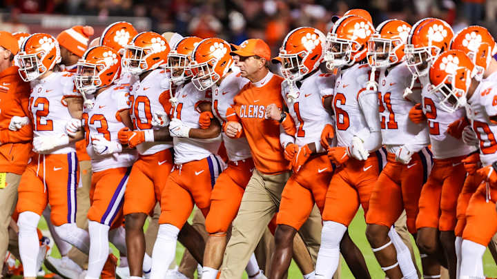 Odds and Ends: Clemson Begins Cheez-It Bowl Prep as Slight Favorite Over Iowa State