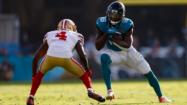 Emmanuel Moseley to Miss Several Weeks with a High Ankle Sprain