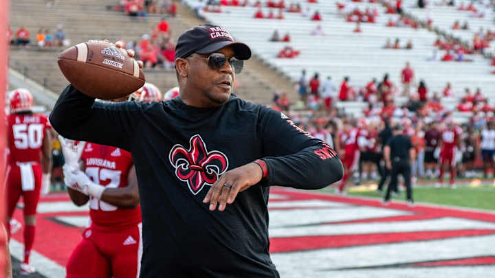 Jabbar Juluke Named Florida Gators RB Coach/Offensive AHC