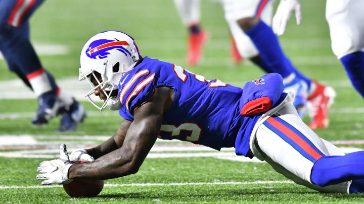 New England Patriots Pound out 14-10 win Over Buffalo Bills
