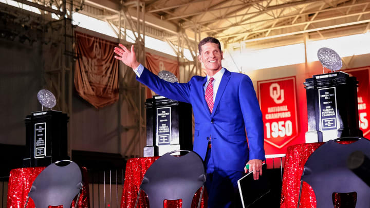Oklahoma Football Coach Brent Venables, Assistants Get Raises, New Contracts Oklahoma Football Coach Brent Venables, Assistants Get Raises, New Contracts