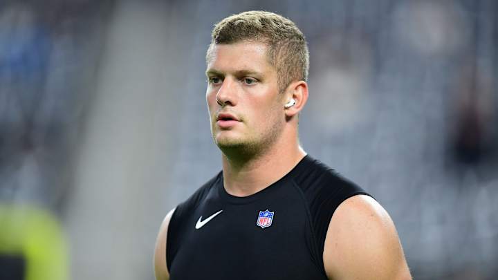 Raiders Carl Nassib Named to Forbes “30 Under 30” List