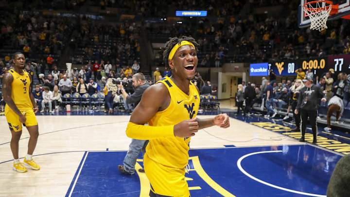 How to Watch, Listen, & Receive LIVE Updates of WVU vs UConn