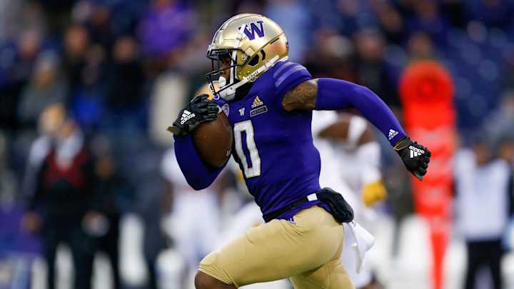 Giles Jackson Could Redshirt the 2023 Season