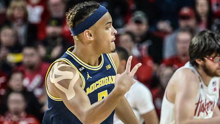 Takeaways: Michigan Rolls In Lincoln