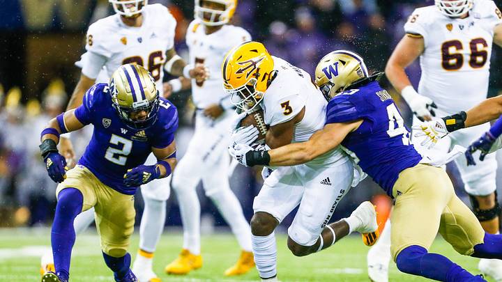 Huskies Had Down Season, But Gordon Couldn't Have Been Better