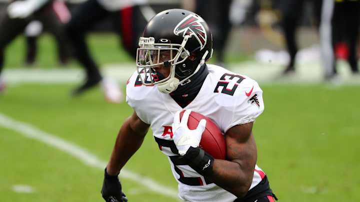 49ers Sign RB Brian Hill to Practice Squad