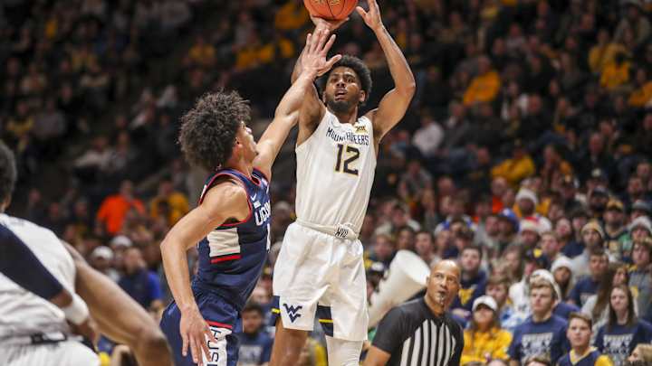 Sherman Hits 1,000 Career Points