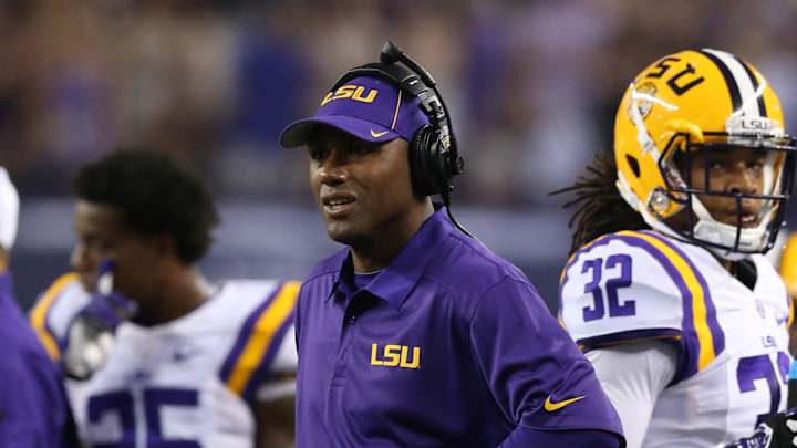 Report: Cornerbacks Coach Corey Raymond Leaving LSU for SEC Rival Report: Cornerbacks Coach Corey Raymond Leaving LSU for SEC Rival
