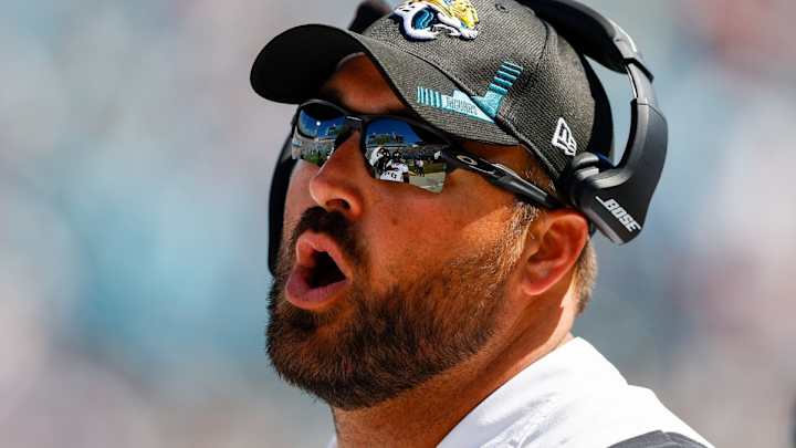 Report: Virginia Tech To Hire Jaguars’ TE Coach Tyler Bowen As OC