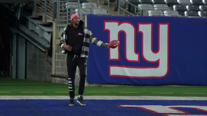 Kevin Durant Catches First Career Touchdown Off Eli Manning Pass Kevin Durant Catches First Career Touchdown Off Eli Manning Pass